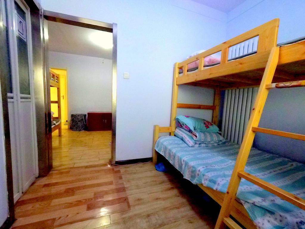 First Met Backpackers Hostel 청더 외부 사진