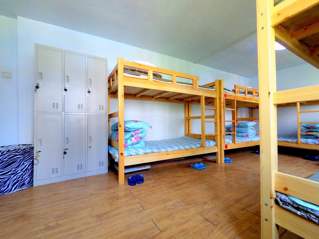 First Met Backpackers Hostel 청더 외부 사진
