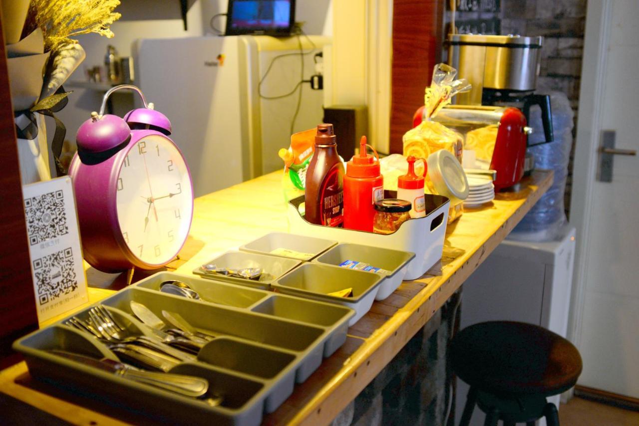 First Met Backpackers Hostel 청더 외부 사진